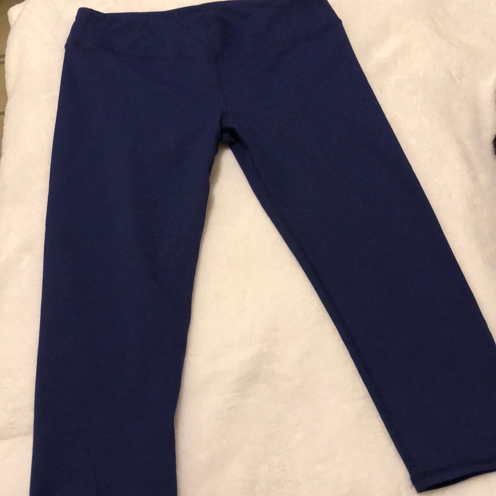 Fabletics Salar crop legging